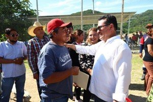 Promueve diputado Pável Gaspar acciones de obra comunitaria para fortalecer el desarrollo de la Mixteca poblana