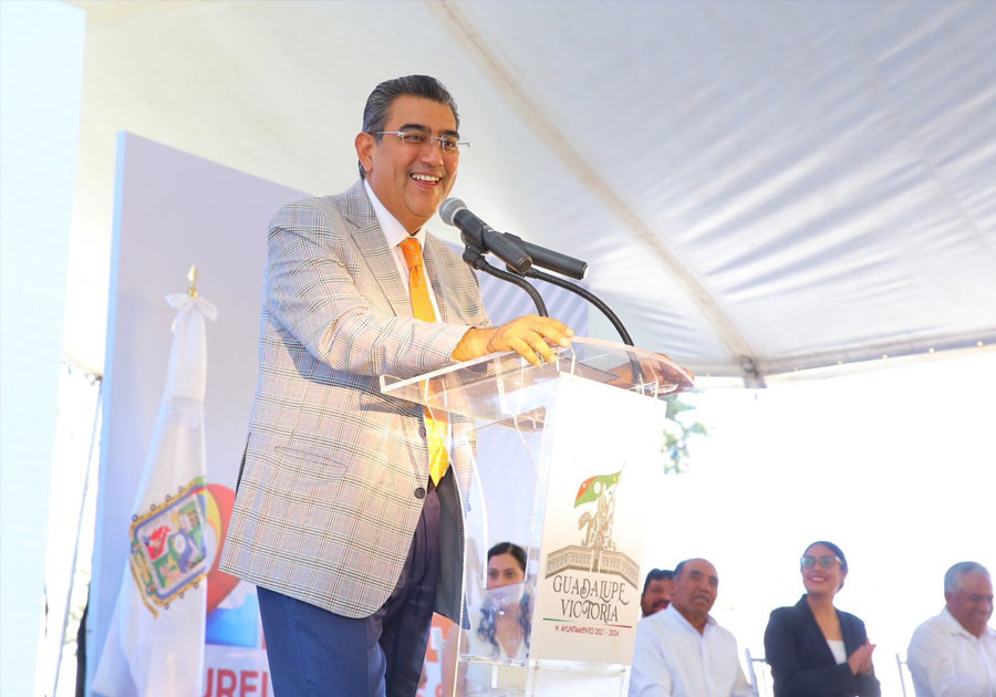 Sergio Salomón y la arquitectura de la unidad / Otis y definiciones en Morena