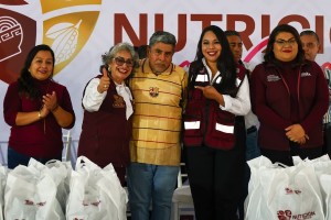 Impulsa Tonantzin Fern&aacute;ndez el programa Nutrici&oacute;n con Amor en San Pedro Cholula
