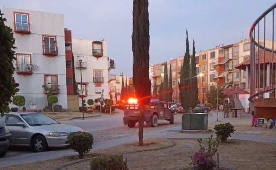 En cateo detienen a dos personas con droga en Misiones de San Francisco