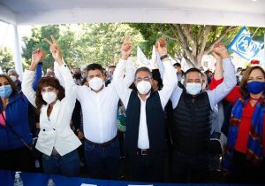 Alternancia vs. continuidad, la lucha interna del panismo poblano