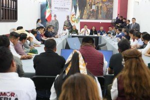 Encabeza Alejandro Armenta Mier mesa de paz en Microrregi&oacute;n 21