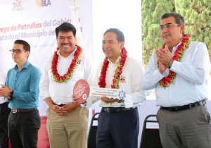 Con entrega de patrullas, Sergio Salomón fortalece la seguridad en Tepeaca