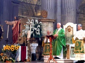 Junio honra al Sagrado Corazón de Jesús en la Iglesia Católica