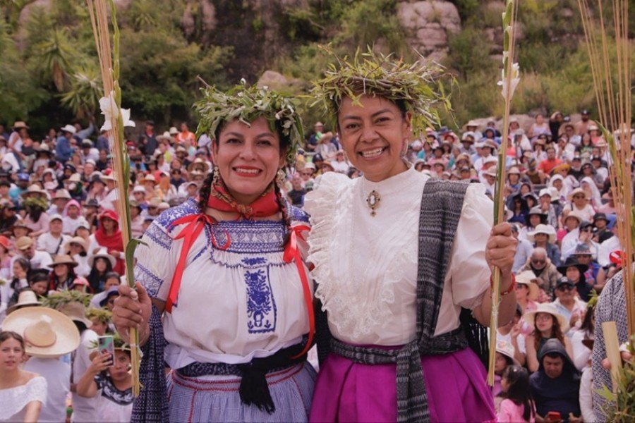 Encabeza Lupita Cuautle participación de San Andrés Cholula en el Festival Huey Atlixcáyotl 2025