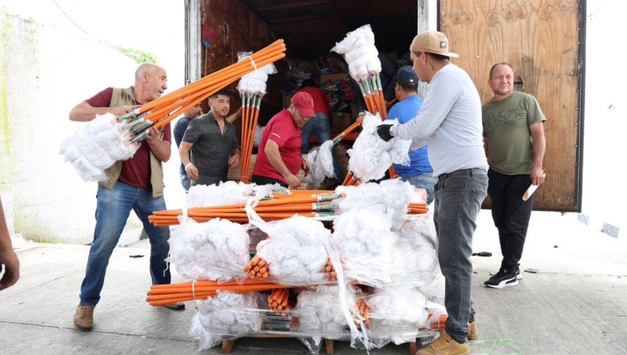 SEDIF envía apoyo a municipios afectados por lluvias en la Sierra Norte