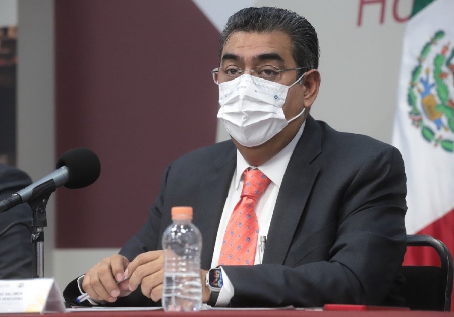 A cumplir con verificación vehicular, llama Sergio Salomón a inconformes