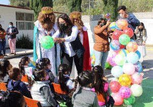 Realiza DIF de San Andrés Cholula caravana de Reyes Magos