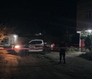 Hallan sin vida a una pareja tras reporte de disparos en Santiago Miahuatlán