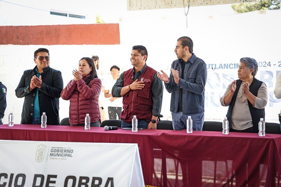 Omar Mu&ntilde;oz inicia obra de captadores pluviales en la Telesecundaria Francisco Alatorre&nbsp;