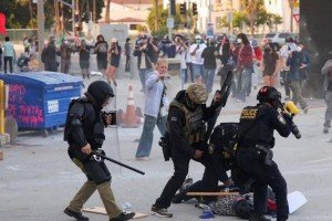 “Militarizar California es un abuso alarmante”: gobernadores demócratas contra Trump