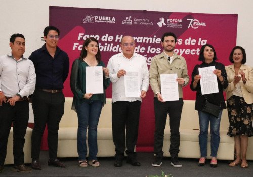 Con cl&uacute;ster, fortalece gobierno estatal sector tur&iacute;stico en Chignahuapan y Zacatl&aacute;n