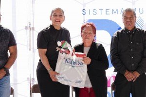Inicia Lupita Cuautle entrega de Canasta Navide&ntilde;a 2025