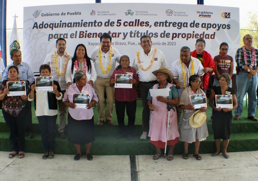Con obras de infraestructura vial, gobierno de Sergio Salom&oacute;n cambia el rostro de la Mixteca