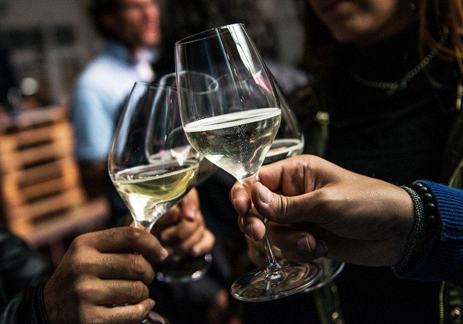 El Brindis