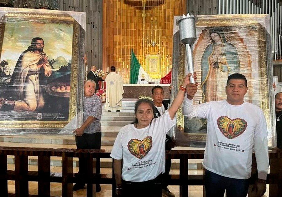 Antorcha Guadalupana cruza México y EU para apoyar a los migrantes