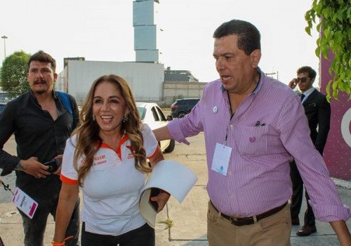 Sofia Pezzat mantiene firme su postura por la educaci&oacute;n de Puebla para el desarrollo del estado