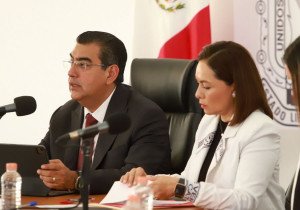 Lanza Sergio Salomón llamado de prudencia a ex edil de Huauchinango