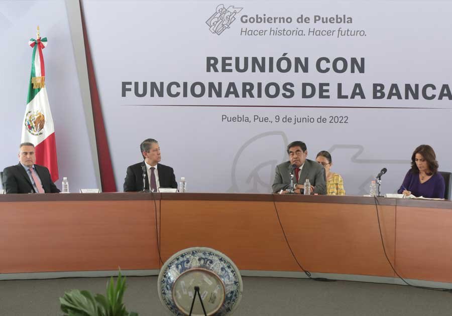 Coordina gobierno estatal acciones con instituciones bancarias para combatir robo a cuentahabiente