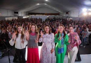 Realizan con éxito el Quinto Foro Internacional Ser Mujer