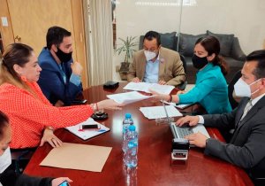 Entrega FGJCDMX solicitud de desafuero de Saúl Huerta