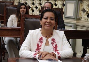 Solicita Ana Laura Altamirano licencia para dejar el Congreso