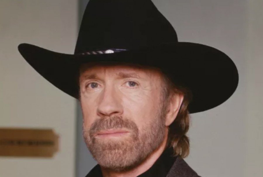 A los 86 a&ntilde;os muere el actor y artista marcial Chuck Norris