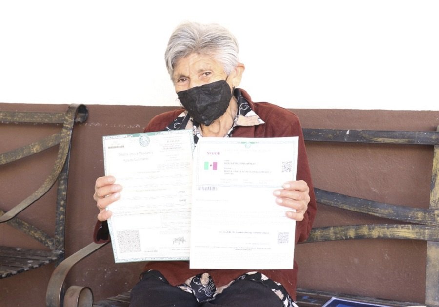 Mujer tercera edad 