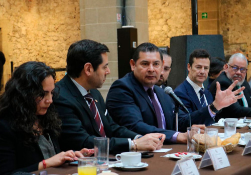 Se re&uacute;ne Armenta con sector empresarial e industrial para la reactivaci&oacute;n econ&oacute;mica
