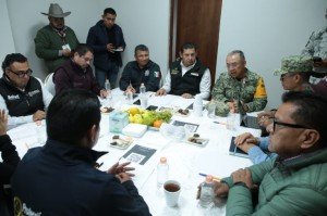 Gobierno de Puebla brinda atención inmediata a familias de Sierra Norte
