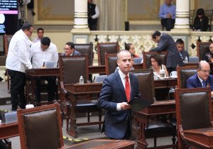 Recibe Congreso iniciativa para reconocer y garantizar derecho de propiedad de pueblos ind&iacute;genas