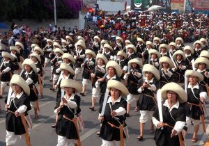 Austeridad en el Desfile del 5 de Mayo, garantiza Barbosa