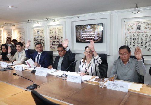 Avala Comisi&oacute;n del Congreso reformas a la Constituci&oacute;n federal, en materia de v&iacute;as y transporte ferroviario