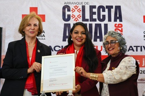 Desde San Pedro Cholula, Tonantzin Fern&aacute;ndez da inicio a la Colecta Anual de la Cruz Roja