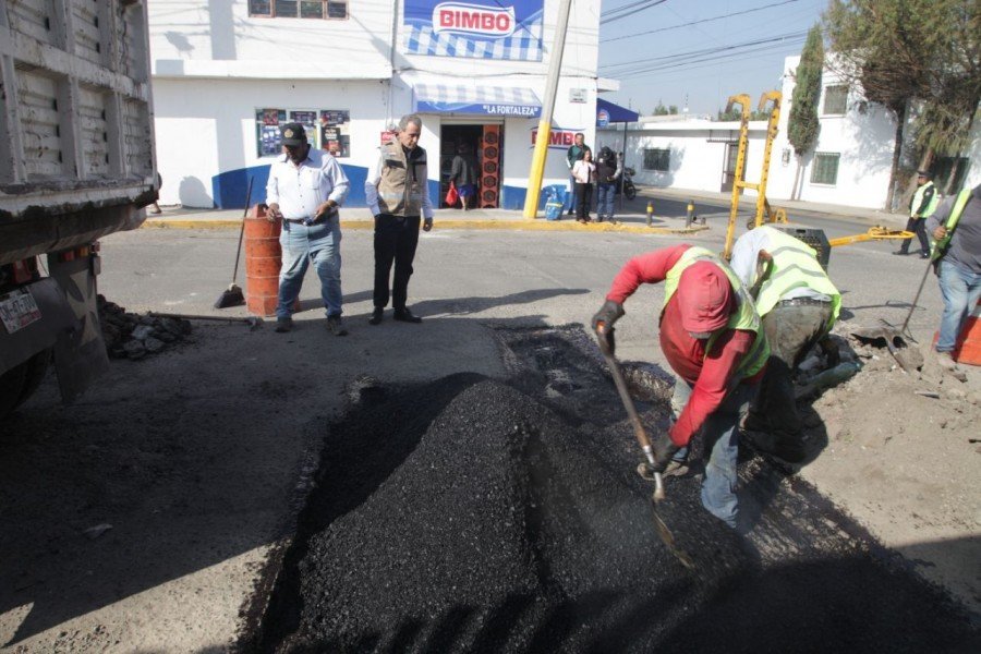 Contin&uacute;a Pepe Chedraui con supervisi&oacute;n a trabajos de bacheo por diferentes zonas de la ciudad