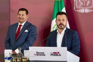 Garantiza gobierno estatal agua de calidad para las familias poblanas