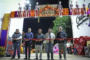Omar Mu&ntilde;oz inaugura el Bosque de las Almas y el Parque del Terror