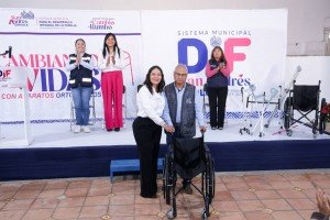 Culmina Lupita Cuautle tercera entrega de aparatos ortop&eacute;dicos