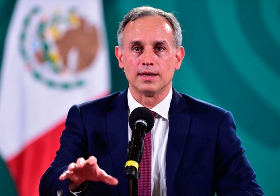 López-Gatell anuncia que será vacunado este jueves