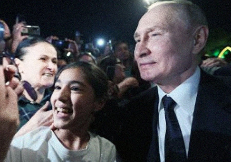 Se da Putin &lsquo;ba&ntilde;o de pueblo&rsquo; tras fracaso de rebeli&oacute;n de Grupo Wagner