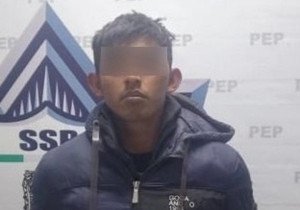 Frustran robo de vehículo y detienen a presunto asaltante