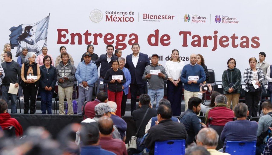 Programas de Bienestar benefician a m&aacute;s de mill&oacute;n y medio de poblanos