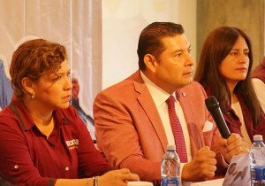 ‘Soy nacionalista y mi deber es defender a la patria en el Senado de la República’: Armenta