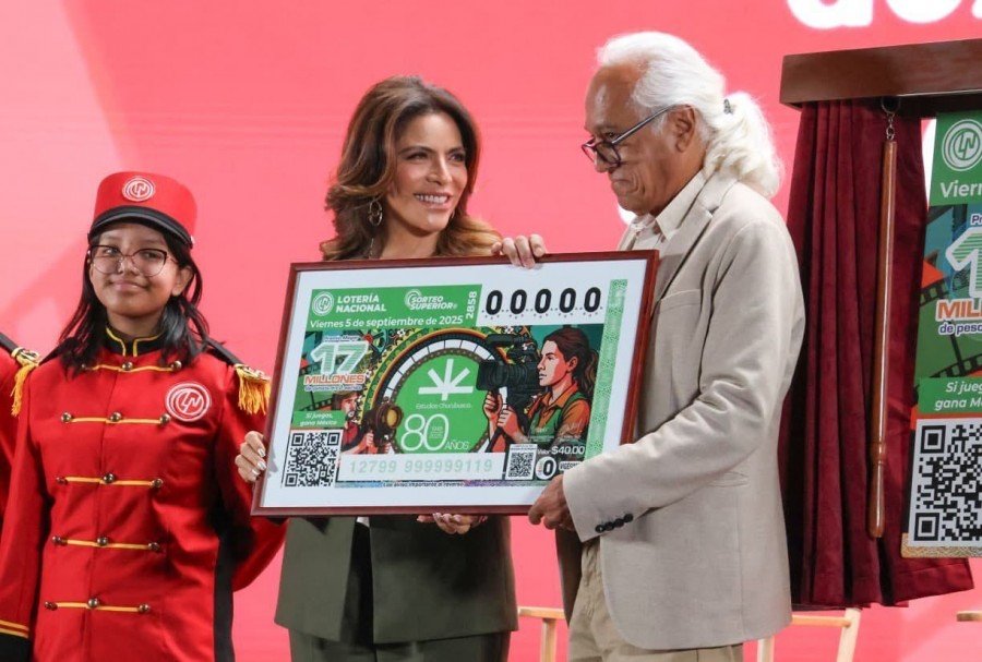 Ocho décadas de Estudios Churubusco resaltan en la imagen del billete de Lotería Nacional