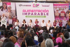 Llevan Pepe Chedraui y MariElise Budib programa "Alimentaci&oacute;n Imparable" a La Libertad