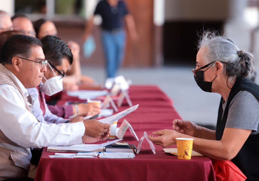 En 'Martes Ciudadano', SEDIF beneficia a poblanos para mejorar su calidad de vida