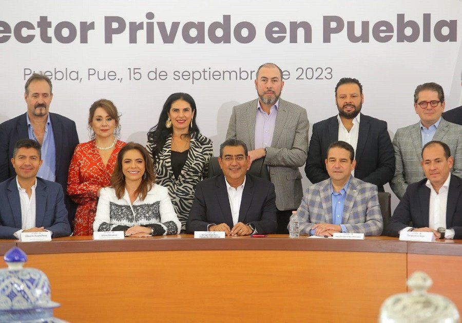 Inversiones en Puebla ascienden a más de 3 mil millones de dólares; tenemos paz social y laboral: Sergio Salomón