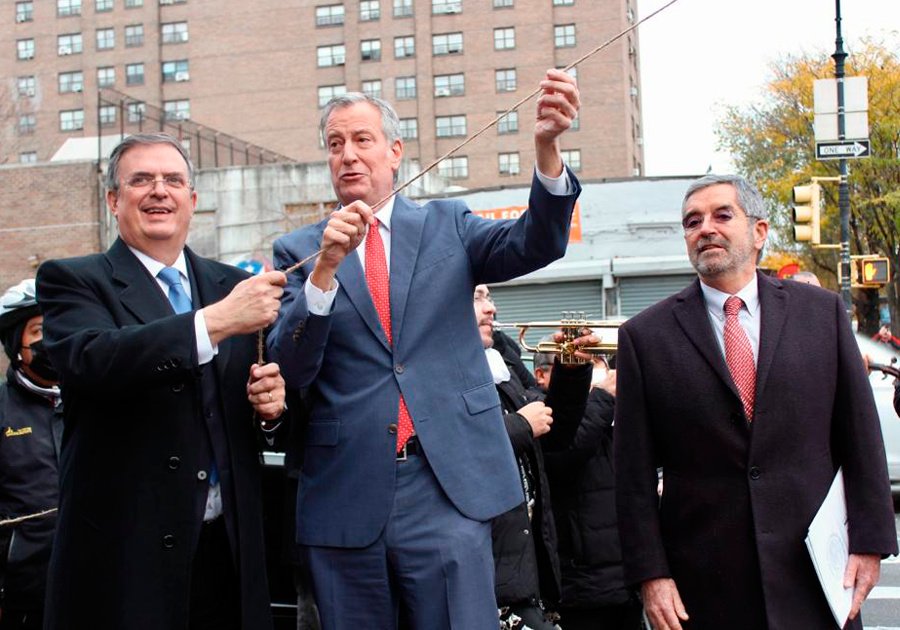 Alcalde de Nueva York y Canciller Ebrard inauguran calle México-Tenochtitlan