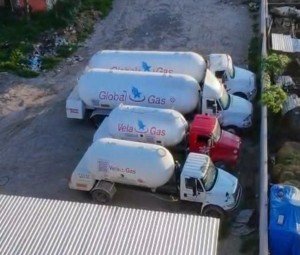 Operativo coordinado permite asegurar inmueble y pipas vinculadas con el robo de combustible en Tepeaca