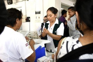 Puebla refuerza prevención del sarampión con jornada de vacunación en el Mercado Hidalgo